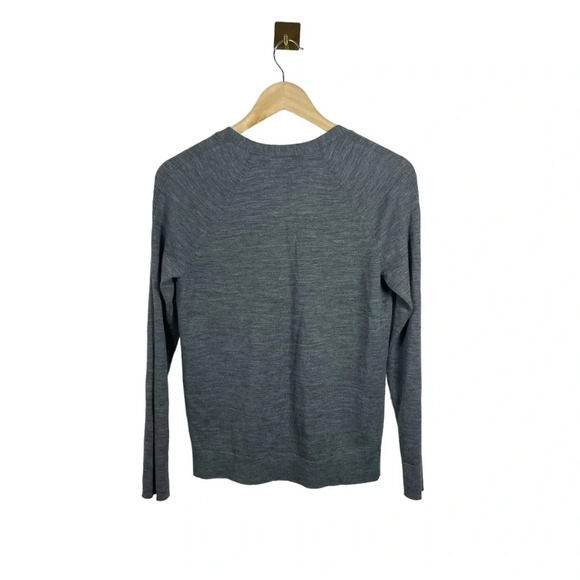Banana Republic Women’s Extra Fine Merino V-Neck Sweater in Grey Size S - Picture 6 of 7